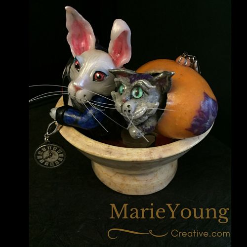 White Rabbit and Cheshire Cat Egg Art Ornements